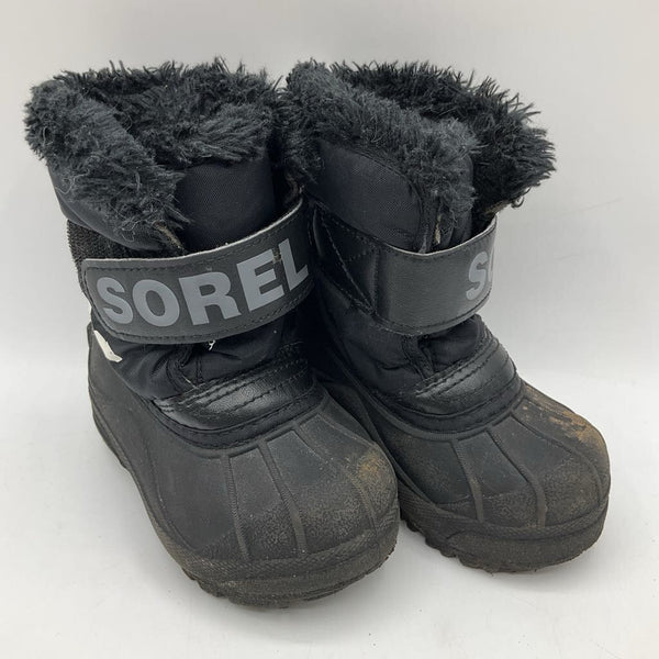 Size 7: Sorel Black Single Strap Insulated Snow Boots
