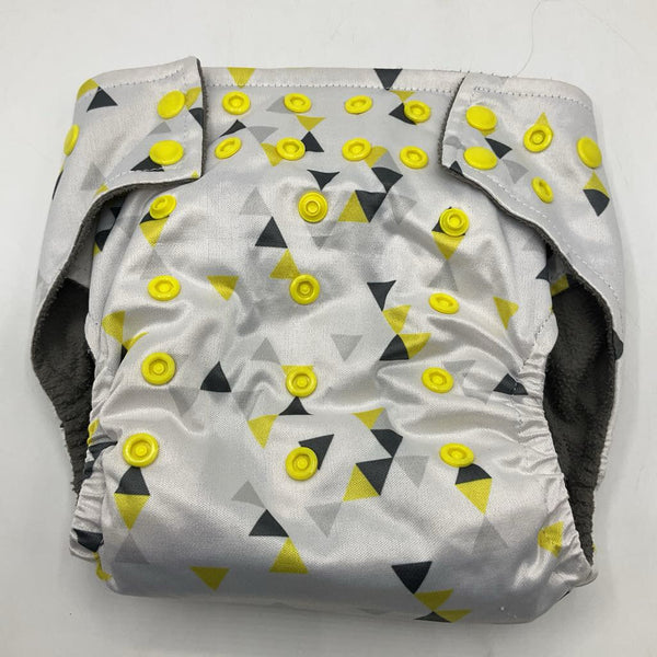 Size OS: Snappies White Grey & Yellow Triangles Snap Adjustable Fleece Lined Reusable Diaper