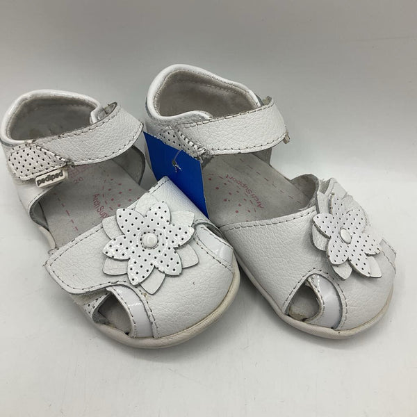 Size 5: Pediped White Flower Velcro Sandals