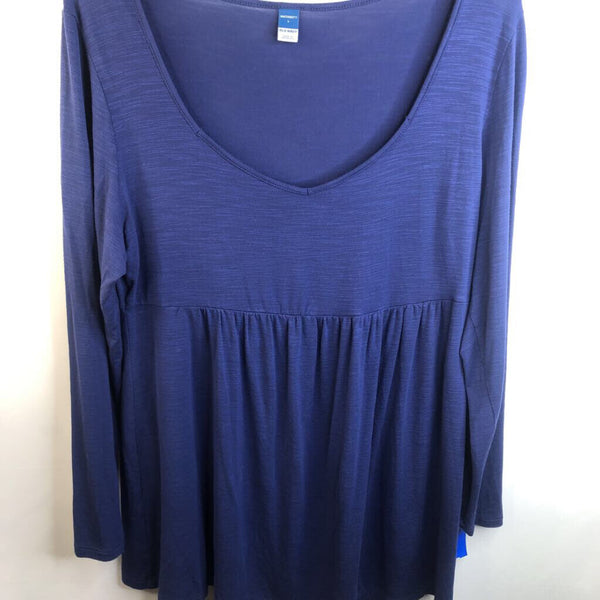 Size L: Old Navy Blue Long Sleeve T