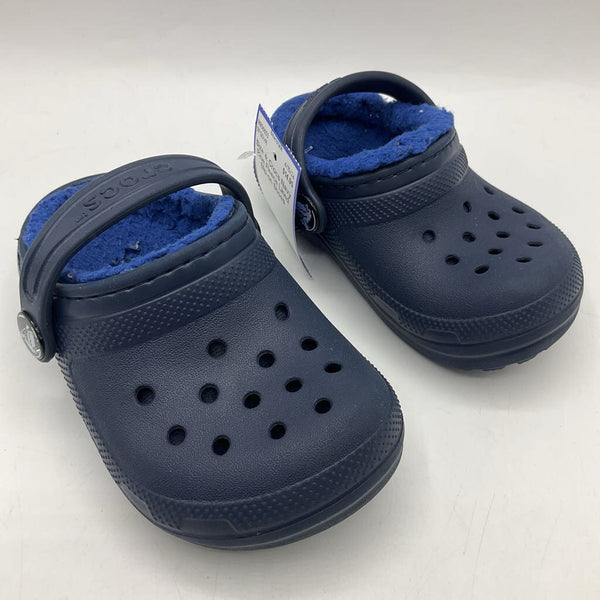Size 6: Crocs Navy Blue Fleece Lined Slip-on Shoes