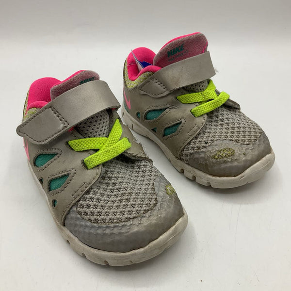 Size 4: Nike Silver Teal & Neon Yellow Velcro Sneakers