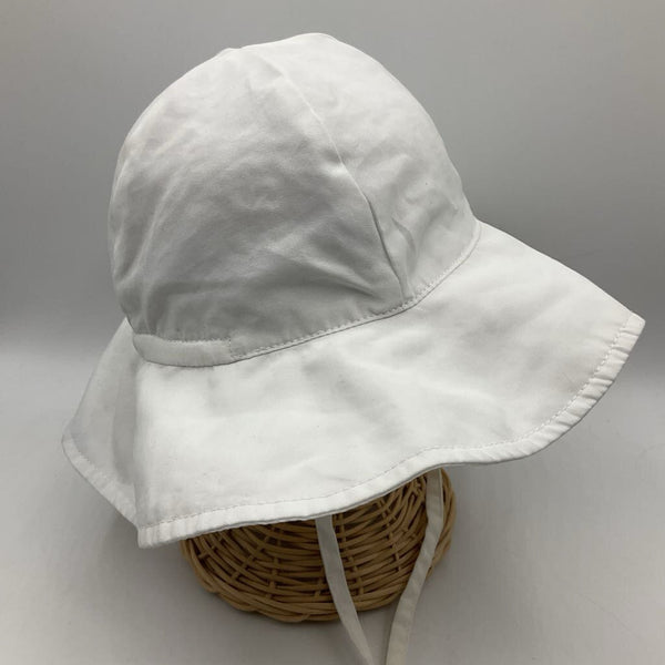 Size 0-6m: Iplay UPF 50+ White Sun Hat