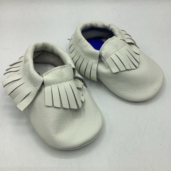 Size 0-6m: Bella White Leather Soft Shoe Booties NEW