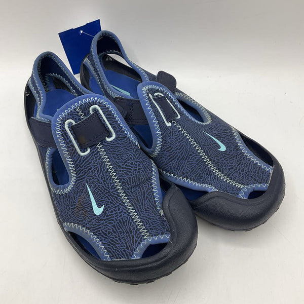 Size 3Y: Nike Blue Velcro Water Shoes