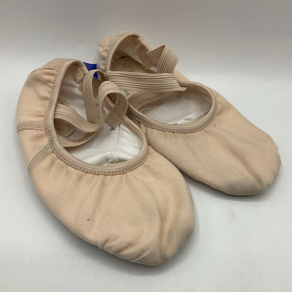 Size 4-5: Capezio Pink Canvas Ballet Slippers