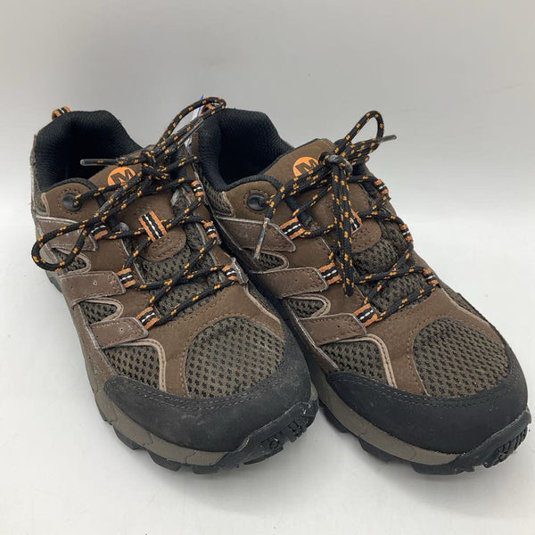 Size 2.5Y: Merrell Brown Waterproof Lace-up Hiking Sneakers