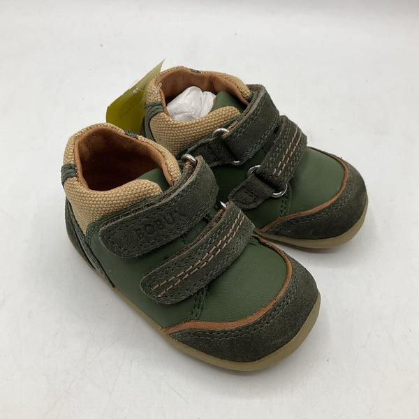 Size 2.5 Bobux Green Velcro First Walker Shoes NEW