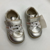 Size 3: Bobux Silver Gold Velcro First Walker Shoes NEW