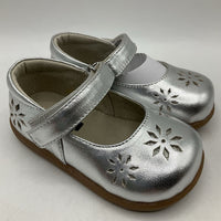 Size 5: See Kai Run Riolyne, SILVER Mary Jane Shoes NEW