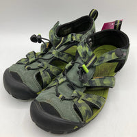 Size 4Y: Keen Green Camo Toggle Sandals