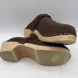 Size 3.5Y (35): Torpatoffeln BROWN Suede Clogs- NEW