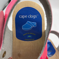 Size 3.5Y (35): Torpatoffeln HOT PINK PATENT Strappy Clogs- NEW