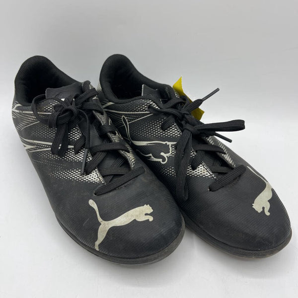 Size 2Y Puma Black White Lace up Tuff Indoor Soccer Cleats Beanstalk Children s Resale