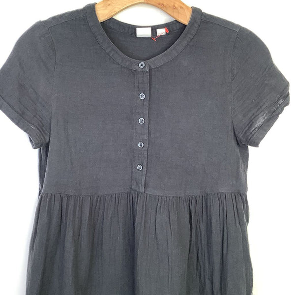 Size 12: Gap Black Short Sleeve Dress