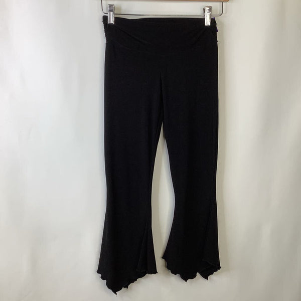 Size 7-8: Demore Black Ruffle Bottom Flare Leggings