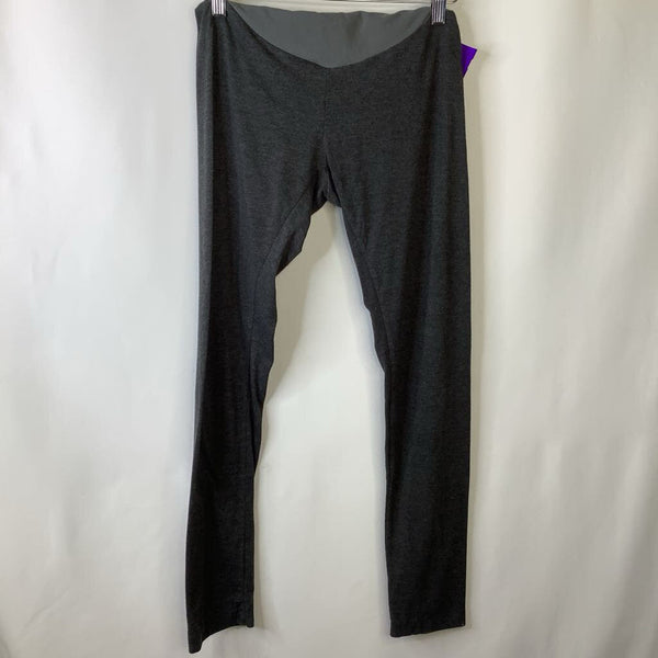 Size M: Motherhood Grey Pants