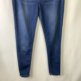 Size S: Celebrity Pink Light Blue Jeans