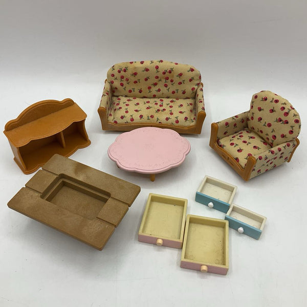 Calico Critters Assorted Furniture Set