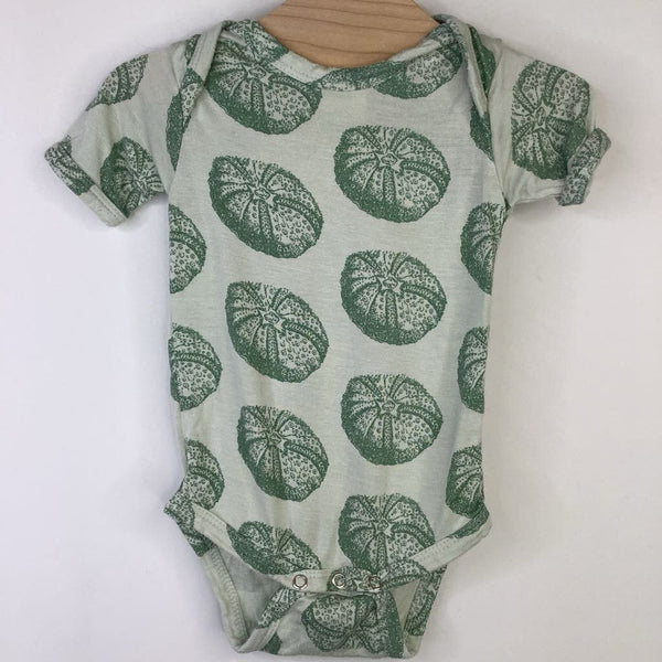 Size 0-3m: Kate Quinn Organics Pale Green Squash Short Sleeve Oneise