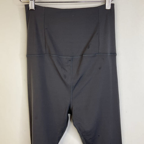 Size S: Girlfriend Collective Grey Leggings