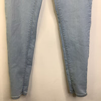 Size 16: Levi's Light Blue Pull-on Jeggings