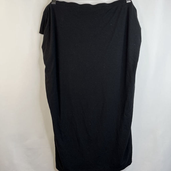 Size XXL: Black Textured Skirt