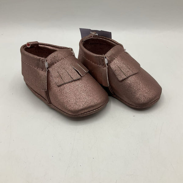 Size 18-24m: Pink Sparkly Soft Soled Baby Slippers