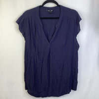 Size XL: H&M Maternity Navy Blue Short Sleeve Shirt