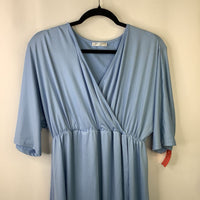 Size M: Ekouaer Light Blue Short Sleeve Dress