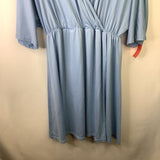 Size M: Ekouaer Light Blue Short Sleeve Dress