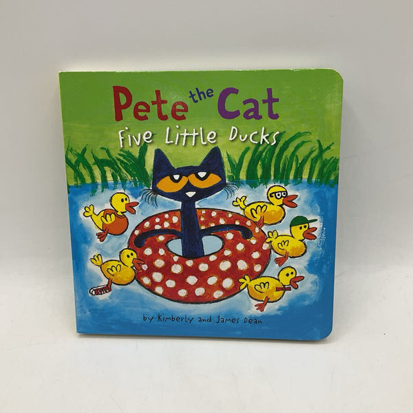 Pete the Cat Checks Five Little Ducks (boardbook)