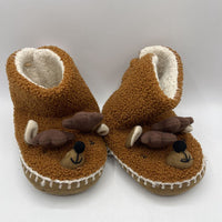 Size 11-12: Hanna Andersson Fuzzy Reindeer Slippers