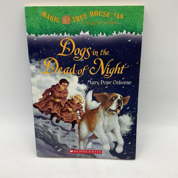 Magic Tree House: Dogs In The Dead Of Night (paperback)