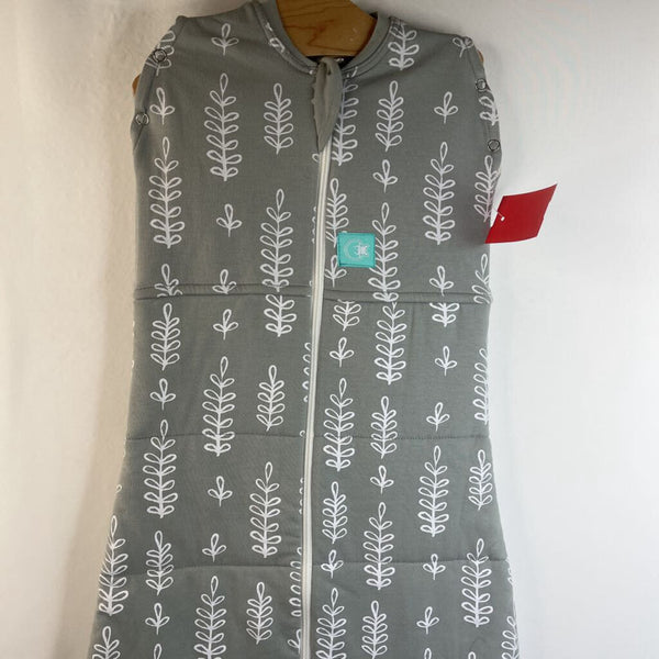 Size 3-12m: Ergo Cocoon Light Grey White Leaves Pattern Sleepsack