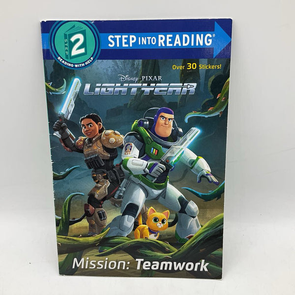 Step Into Reading Step 2: Disney Lightyear (paperback)