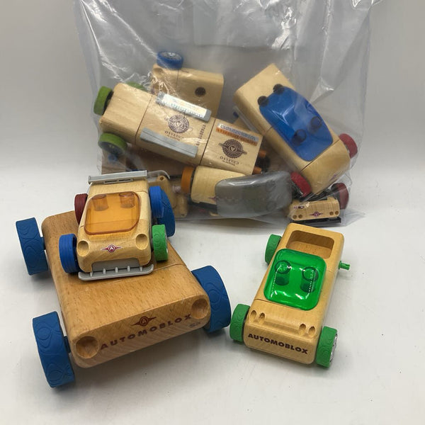 Gallon Bag Of Assorted Wooden Calello Cars & Parts