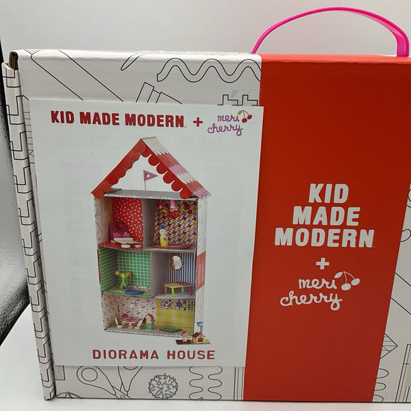 Kid Made Modern + Meri Cherry Diorama House "NEW'