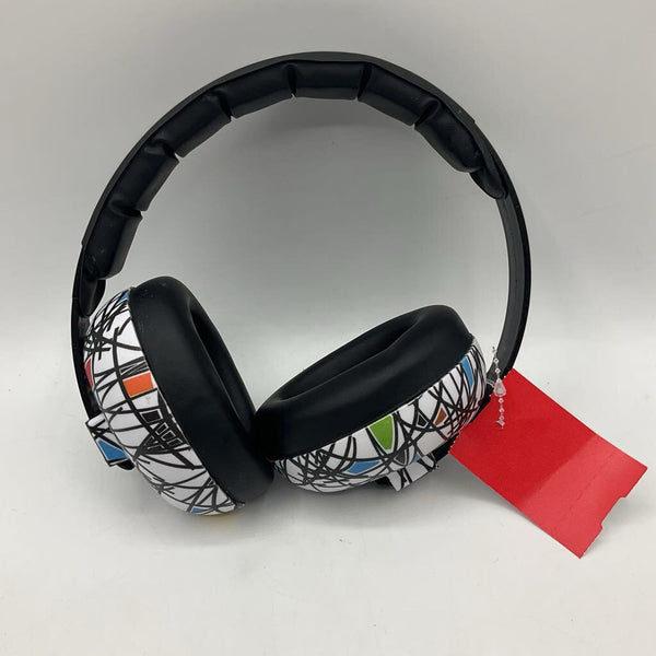 Age 2-10: Banz White/Colorful Geometric Print Noise Canceling Earmuffs