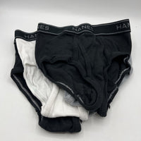 Size M: Hanes 5pc Assorted Underwear