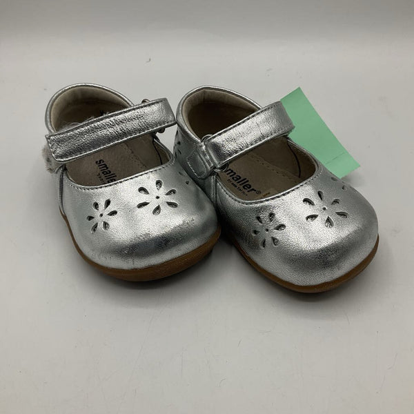 Size 4: See Kai Run Silver Velcro Strap Shoes