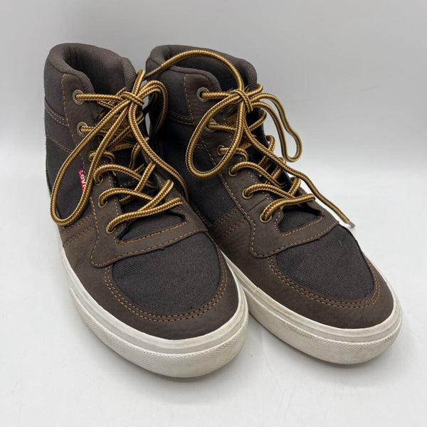 Size 4Y: Levi's Brown Lace-Up Sneakers