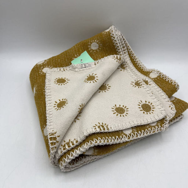 Rylee + Cru Yellow/Creme Sun Print Blanket