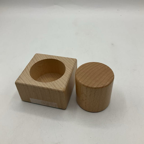 Wooden Cylinder 2pc Puzzle