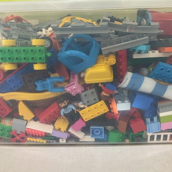 Giant Tub Of Assorted Duplo Legos (Zoo ,Princess, Disney Planes,Train Tracks Exc... )