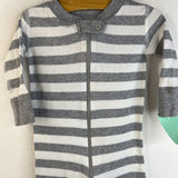 Size 3-6m (60): Hanna Andersson Grey/White Striped 1pc PJs