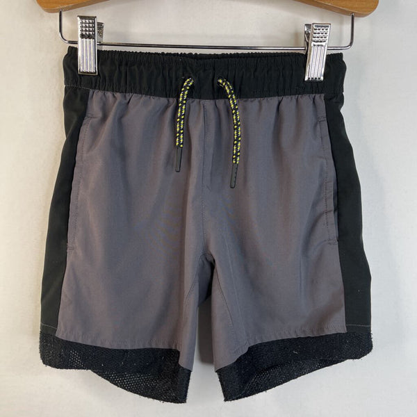 Size 5 (110): Hanna Andersson Black/Grey Shorts