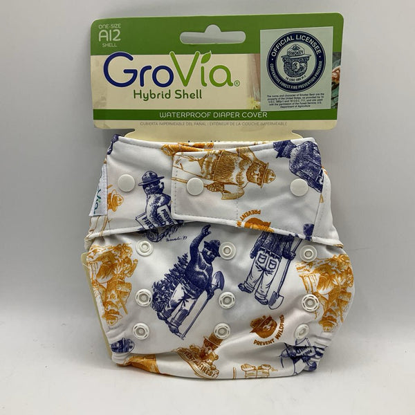Size O/S: Grovia Hybrid Shell Waterproof Adjustable Snap Diaper Cover: White Smokey The Bear Print -NEW