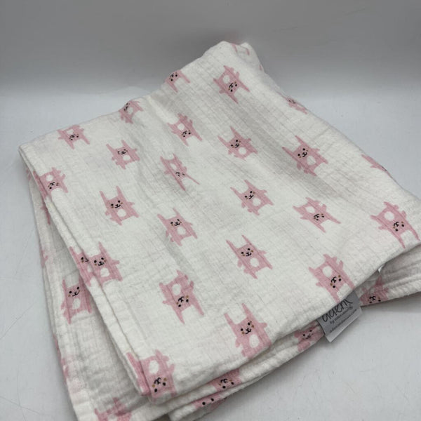 Aden + Anais White/Pink Bunnies Swaddle Blanket