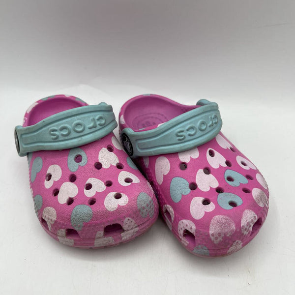 Size 5: Crocs Pink/White & Blue Hearts Adjustable Strap Shoes